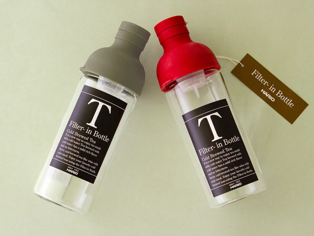 ORYOKI Teeflasche mit Sieb, HARIO Filter in Bottle, 300 ml, grün* Mizudashi (Tee Kalt Aufgießen)