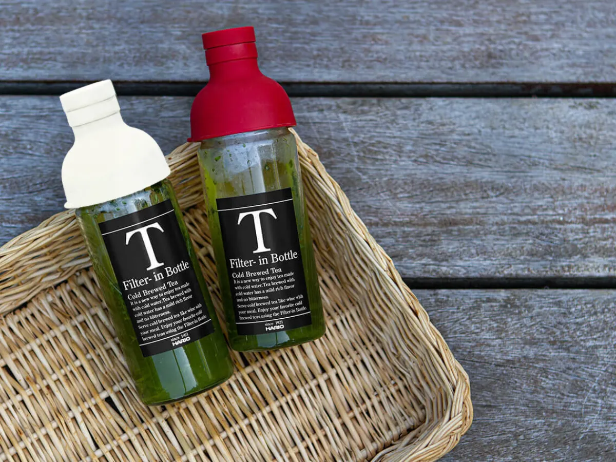 ORYOKI Teeflasche mit Sieb, HARIO Filter in Bottle, 300 ml, weiß* Mizudashi (Tee Kalt Aufgießen)